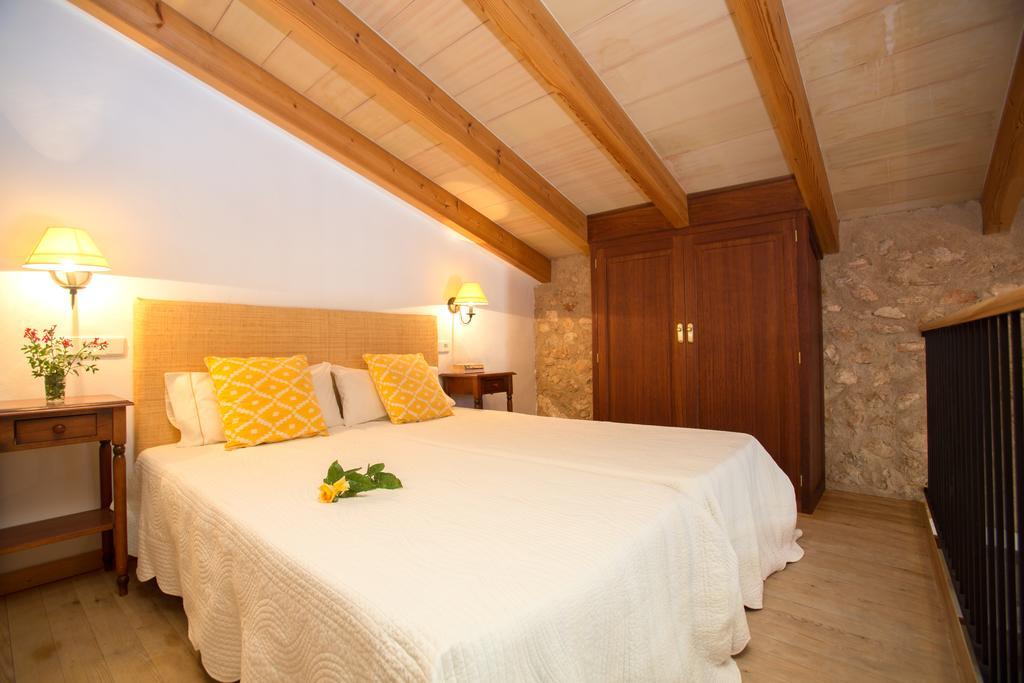 Agroturismo Es Pla De Llodra Манакор Номер фото